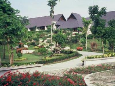 Water Land Golf Resort & Spa Phitsanulok Exterior foto